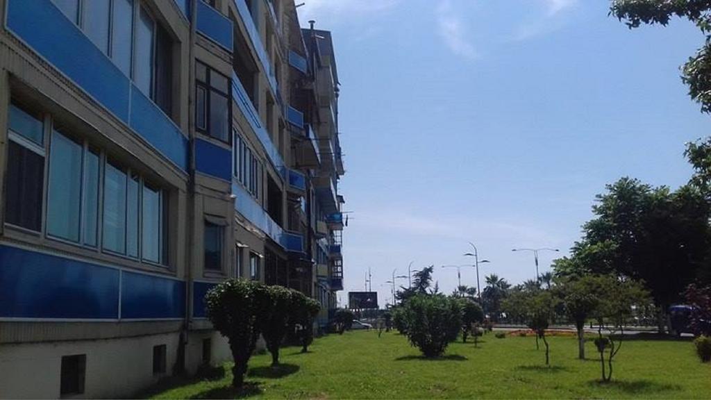 Apartment Irma Rustaveli 57 Batumi Exterior photo