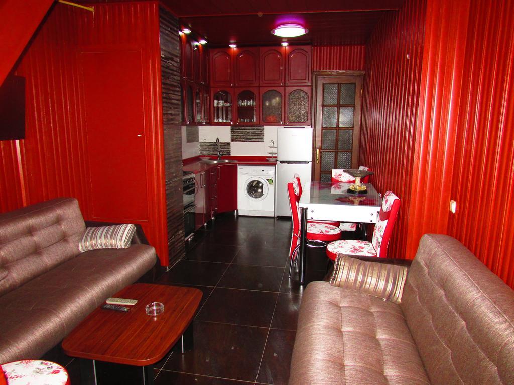 Apartment Irma Rustaveli 57 Batumi Exterior photo