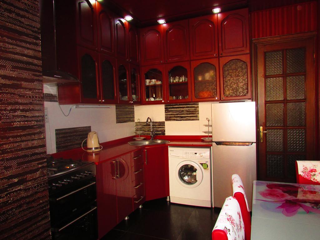 Apartment Irma Rustaveli 57 Batumi Exterior photo