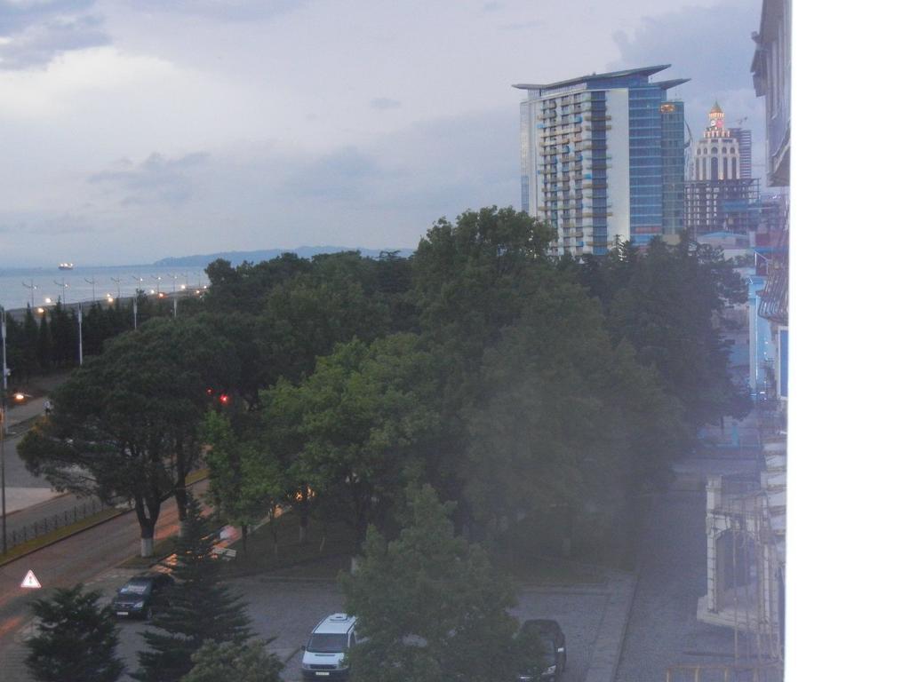 Apartment Irma Rustaveli 57 Batumi Exterior photo